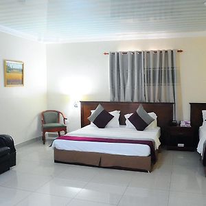 Tomreik Hotel